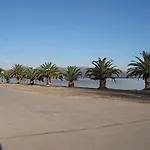 Eviana Hotel