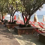 Eviana 3*