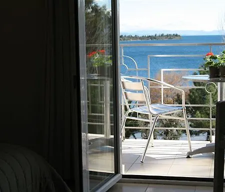 Eviana Hotel 3*