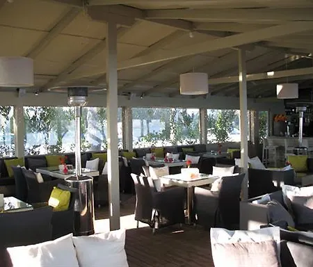 Eviana Hotel 3*
