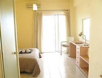 Eviana Hotel 3*